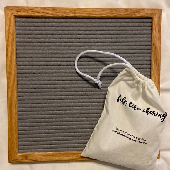 Felt aLike Sharing Other - Felt Like Sharing felt letter board. Gray felt, white letters, oak frame. 10x10
